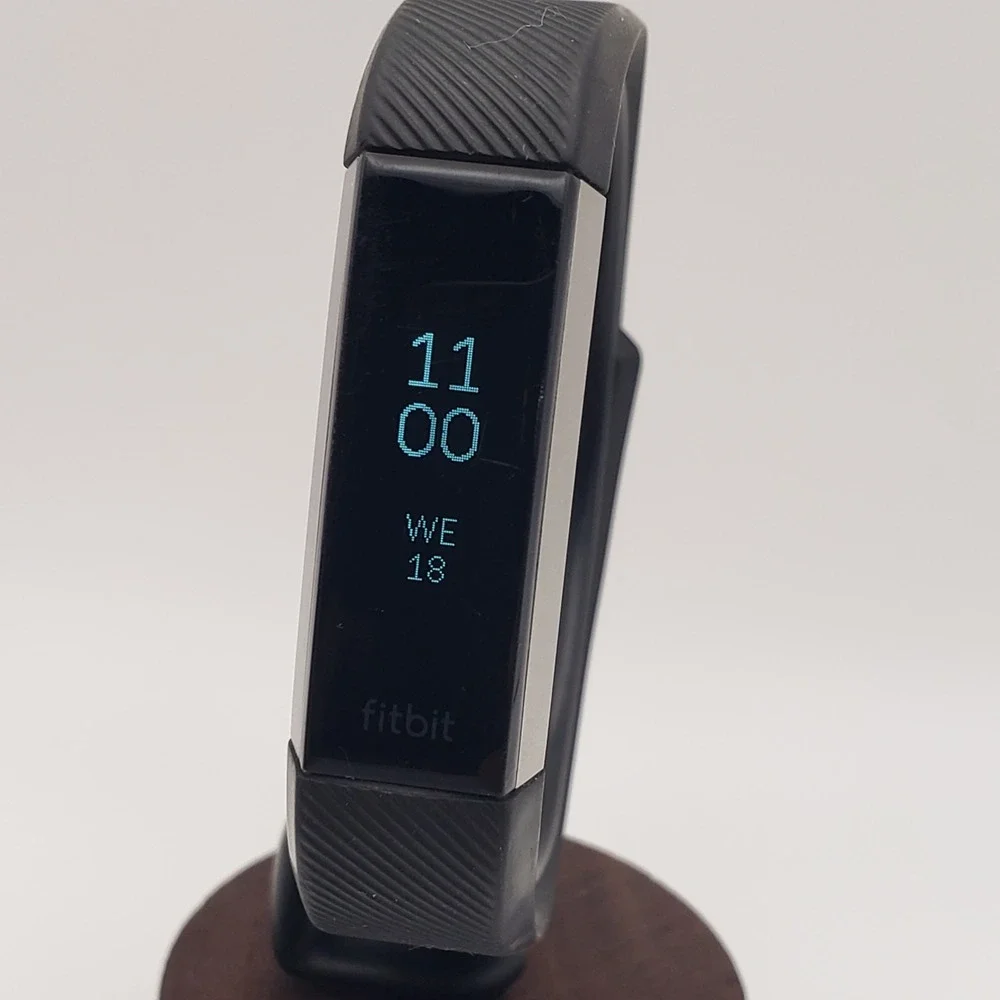 Fitbit Alta HR Smartwatch Unisex Small Black Fitness Tracker Heart Rate Monitor